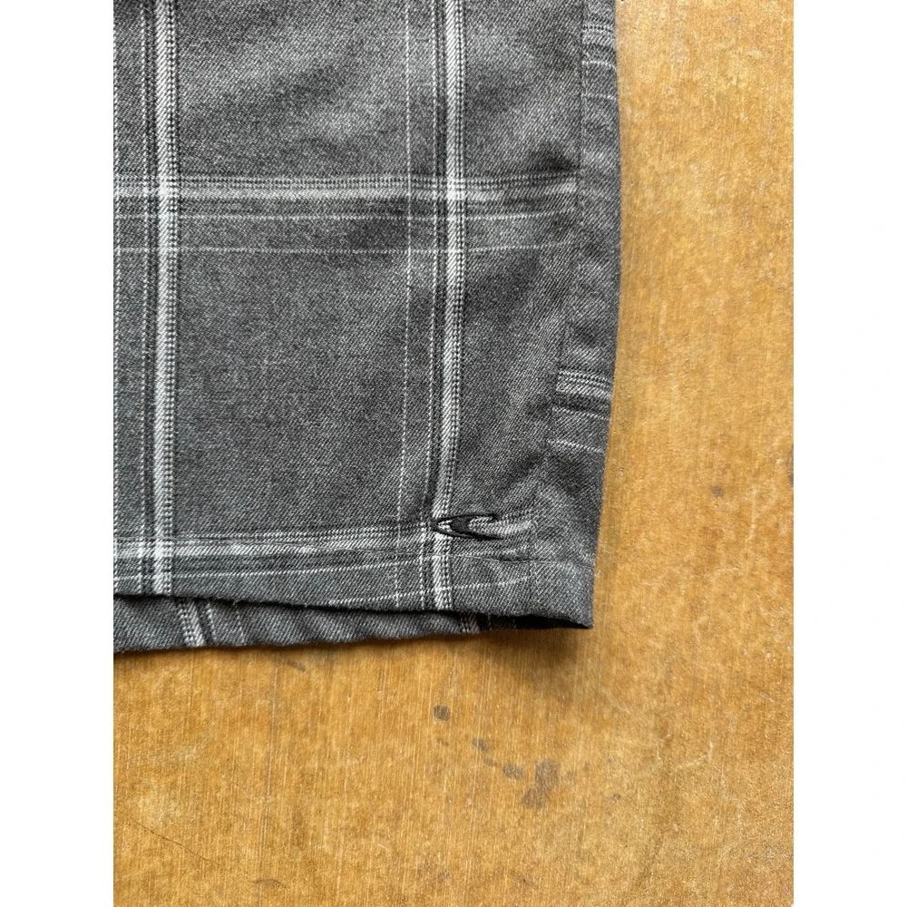 VTG Y2K O’Neill Plaid Checkered Gray Light Jorts Shorts Skater Baggy Y2K 34W